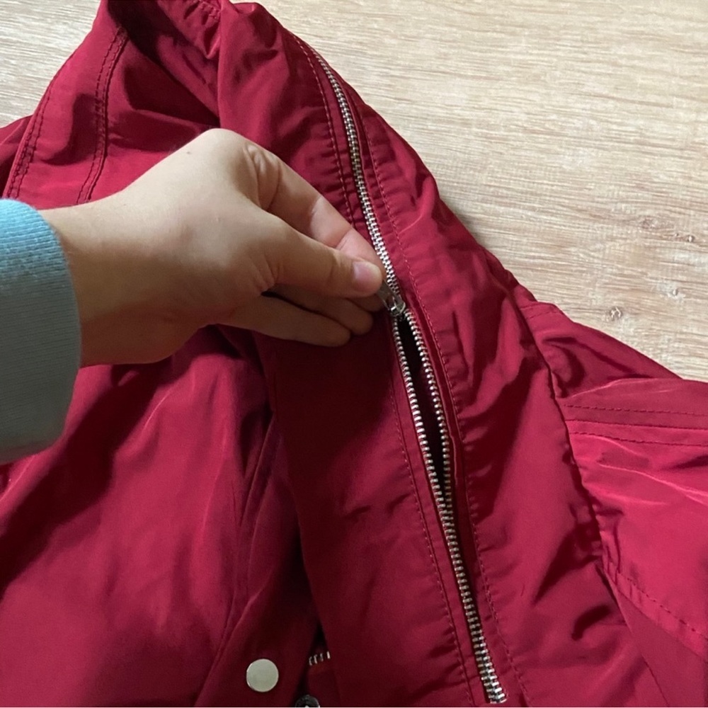 A&F Red Waterproof Raincoat w/ Unzippable Hood water‎ resistant burgundy wine - Picture 6 of 7
